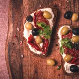 Labneh with Olives